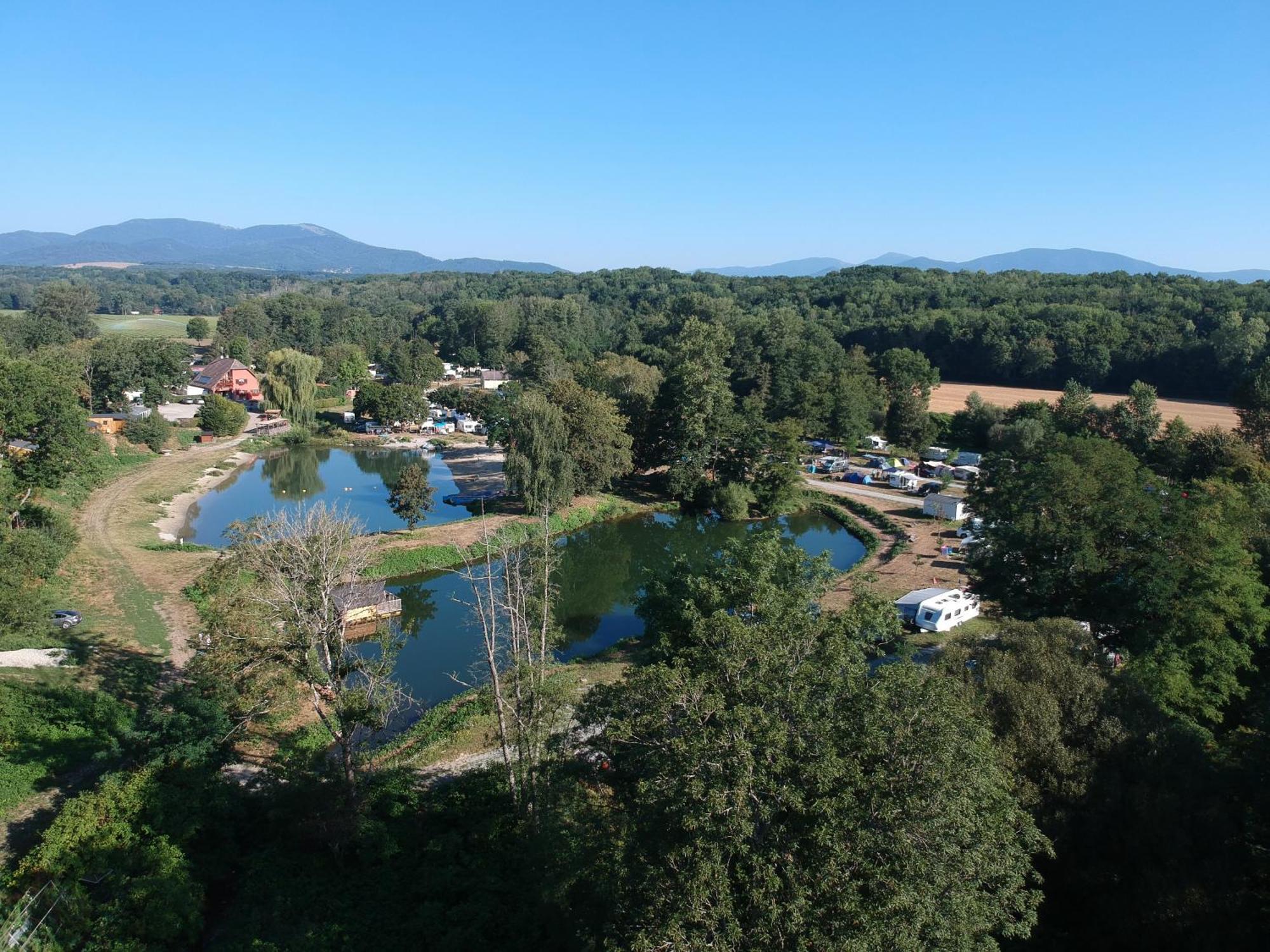 Camping Alsace Les Castors Burnhaupt-le-Haut Bagian luar foto